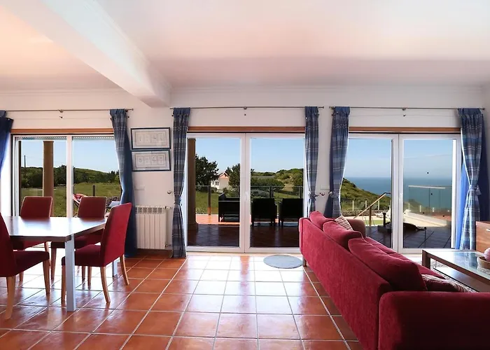 Апартаменты Salty Sea Сан-Мартинью-ду-Порту